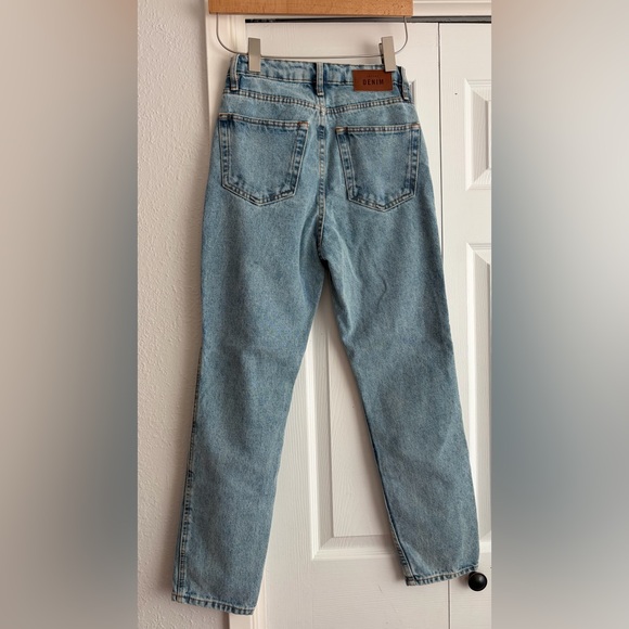 NWT Sezane Brut Sexy Straight Jeans Bleach Blue Light Wash - Picture 11 of 12